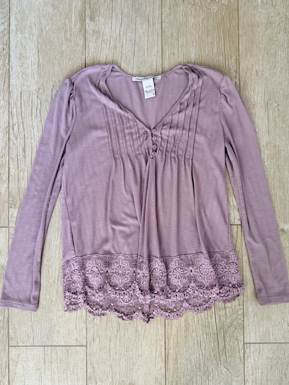 American Rag Waffle Knit Lace Hem Long Sleeve Top Small